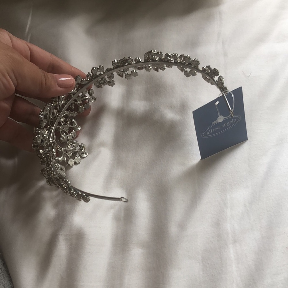 Bridal Rhinestone Headband - Picture 4 of 6